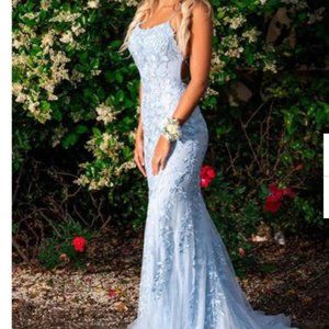 NEW Light Blue Size 2 Prom Dress Mermaid Style Lace Up Back